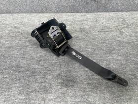 2996107 Bmw 2008-2013 E82 Rear Left Or Right Side Seat Belt Buckle Retractor Oem 95k