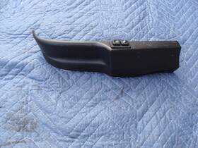 52101934597 Bmw E28 E24 Sport Seat Drivers Lower Thigh Extension Trim Cover 1934597