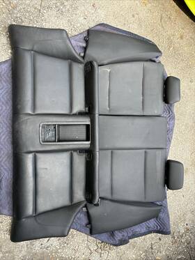 52202996959 Bmw Used 2007-2013 135 128i Rear Black Seat Set