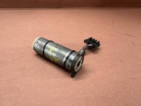 67667011738 Bmw E46 330ci Front Right Seat Backrest Adjustment Control Motor Oem 101k Miles