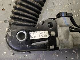72118257790 Bmw 99-06 E53 E46 M3 Front Right Passenger Side Seat Belt Buckle Tensioner Oem