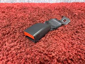 7375291 Bmw 2015-2021 F23 Convertible Rear Left Side Seat Belt Buckle Receiver Oem 59k