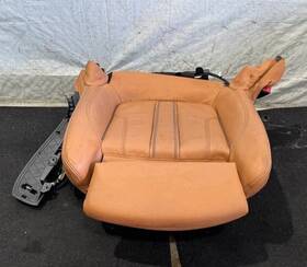 7386554 Bmw 2017-2023 5 Series 540 Xi G30 Front Right Lower Seat Track Frame With Motors