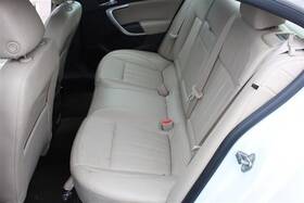 215.gm4r16 Buick Regal 2016 Seat Rear 403203-1