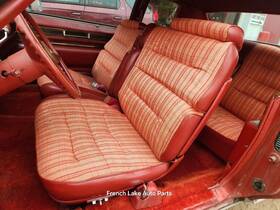 202.gm6u75 Cadillac Front Bucket Seats Pair Left/right Red Cloth/vinyl Fits 1975 1261058