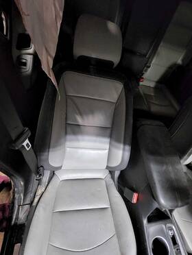 13508309 Chevrolet Used Front Right Seat Fits 2018 Equinox Bucket R. Leather With Ventilate
