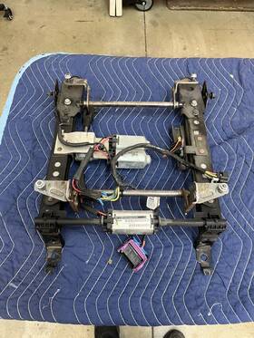 202-1017 Chevrolet 05-13 Corvette C6 Front Driver Side Left Lh Power Seat Track With Motors Oem