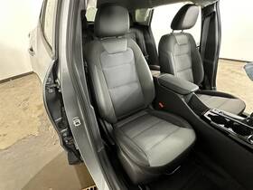 202-12815dr Chevrolet Trax 2024 Front Seat 2733696