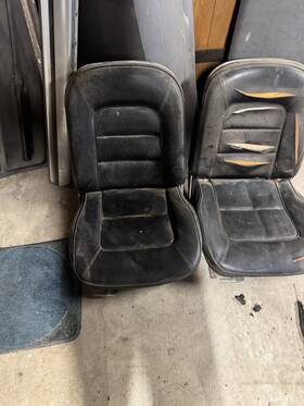 202.gm1z65 Chevrolet 1965 Chevy Corvette C2 Oem Seat Set Front Left And Right Black Leather