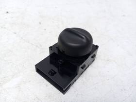 203.gm1d11 Chevrolet 2011 Traverse Front Left Side Seat Lumbar Control Switch