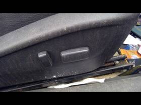 203.gm1w13 Chevrolet Camaro 2013 Front Seat Track 609982