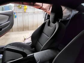 206.gm1k15 Chevrolet Camaro 2015 Headrest 7450940
