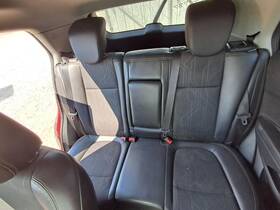 215.gm1g18 Chevrolet Trax 2018 Seat Rear 2578935