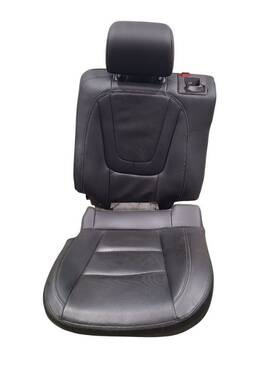 215.gm1v12 Chevrolet Volt 2012 Seat Rear 619026