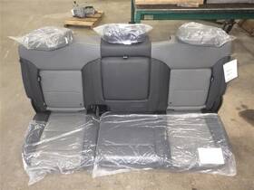 215.gm8324 Chevrolet 2024 Silverado 2500 Hd Zr2 Rear Bench Seat 1598532