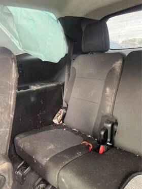 220.gm1d18 Chevrolet Traverse 2018 Third Seat Station Wagon Van 2685181