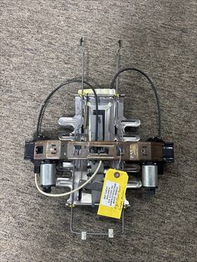 25781032 Chevrolet 2007 Chevy Avalanche Right Front Seat Lumbar Motors R133