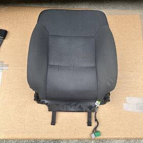 84549871 Chevrolet Silverado 1500 Front Left Side Seat Lower Cushion Bottom Oem 2017-2018