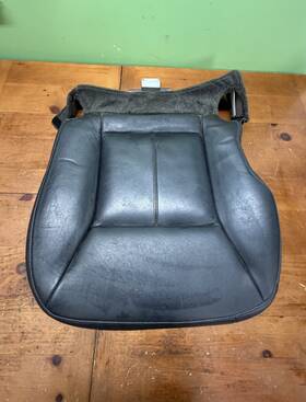 L0171493 Chevrolet 2006-2013 Impala Right Front Passenger Lower Seat Bottom Cushion Oem