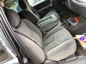 202-02647ar Chevrolet Truck Passenger Front Seat Bucket And Bench Fits 05-06 Sierra 1500 Pickup