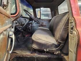 202.gm8956 Chevrolet Truck Bench Seat For Recover Fits 1956 4100 Heavy Duty 1235397