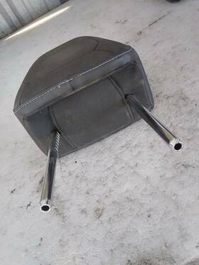 206.gm8g15 Chevrolet Truck Colorado 2015 Headrest 2474563