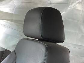 206.gm8n17 Chevrolet Truck Silvrdo25 2017 Headrest 1640206