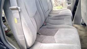 215.gm8b03 Chevrolet Truck Local Pickup Only Tahoe 2003 Seat Rear 1184094
