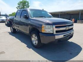 215.gm8m10 Chevrolet Truck Silvrdo15 2010 Seat Rear 1338779