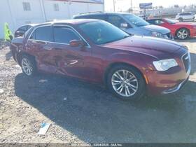 206.ch1u16 Chrysler 300 2016 Headrest 8108776
