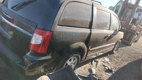 220.ch1412 Chrysler Town Coun 2012 Third Seat Station Wagon Van 3705820