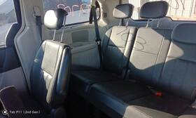 220.ch1610 Chrysler Town Coun 2010 Third Seat Station Wagon Van 741983