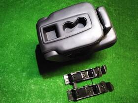 319-2021 Chrysler 2017 - 2022 Pacifica 2nd Row Middle Jump Seat Black Leather With Bracket