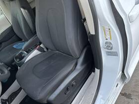 642281 Chrysler Used Front Left Seat Fits 2017 Pacifica Bucket Without Back Mou