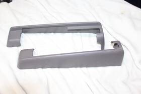 4482520 Dodge 87-96 Dakota Bench Seat Leg Bolt Covers Gray Vinyl Pair Lh Rh Clean