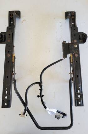L0045690aa01 Dodge 2004-2012 Dakota Manual Drivers Side Lh Left Bucket Seat Track