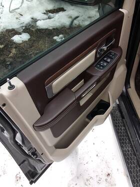 200.ch8m13 Dodge Truck 2016 Ram 1500 Laramie Crew Cab Leather Dash Door Panel Interior Set