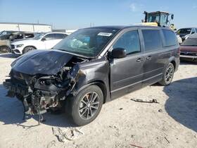 220.ch8416 Dodge Truck Caravan 2016 Third Seat Station Wagon Van 1540034
