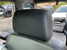 206.gm9215 Factory Yukon 2015 Headrest