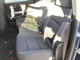 215.gm8m17 Factory Oem Silvrdo15 2017 Seat Rear 4295677