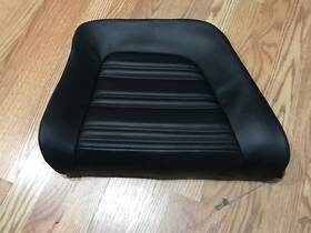 L0306947aa Ferrari 12-14 California Rear Seat Lower Cushion Bottom Black 01