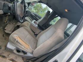 202-02430b Ford 2003-2004 F-250 Super Duty Driver Front Seat Oem Fee9x
