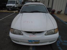 202.fd1g95 Ford Mustang 1995 Front Seat 1260417