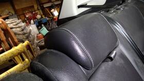 206.fd1d16 Ford C-max 2016 Headrest Center Rear Leather 486647