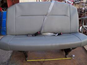 215.fd8x09 Ford Econoline Van 3rd Row 3 Passenger Gray Vinyl Middle Seat 2008 To 2014