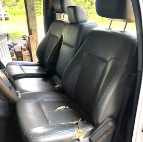 3054-a Ford Super Duty F250 F350 Center Console Jump Front Seat Set