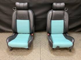 3w6z76611d10aa Ford 02-05 Thunderbird Front Driver And Passenger Black Blue Leather Seats