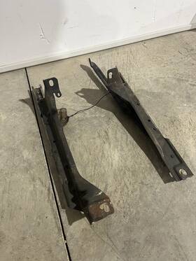 50946986 Ford 1993-1997 Ranger Passenger Seat Track Rail Rust Free 50946986 Ford 1993-1997 Ranger Passenger Seat Track Rail Rust Free