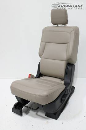 59599 Ford 2020-2023 Explorer Xlt Rear Left Side 2nd Second Row Seat And Headrest Oem