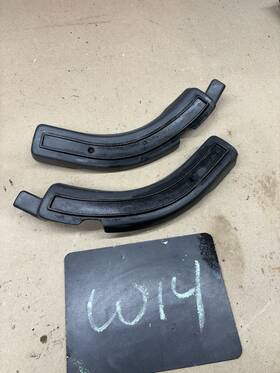 E0tb-1061684-awf Ford 1980 1981 84 1985 1991 F150 F250 F350 Bench Seat Hinge Trim Molding Covers